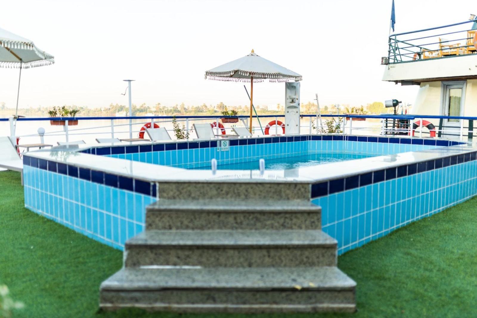 Luxor Aswan Coral 2 Nile Cruise Every Saturday From Luxor 4 Nights & Every Wednesday From Aswan 3 Nights Bagian luar foto