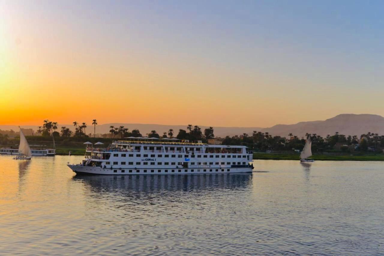 Luxor Aswan Coral 2 Nile Cruise Every Saturday From Luxor 4 Nights & Every Wednesday From Aswan 3 Nights Bagian luar foto